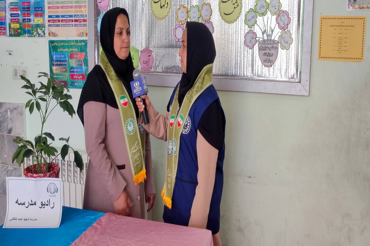 رادیو مدرسه، انعکاس اخبار مدرسه با صدای دانش آموزان است