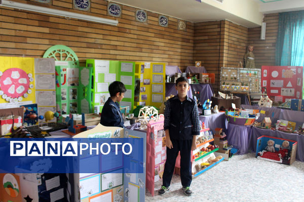 نمایشگاه طرح جابربن حیان در ناحیه یک قم - 2