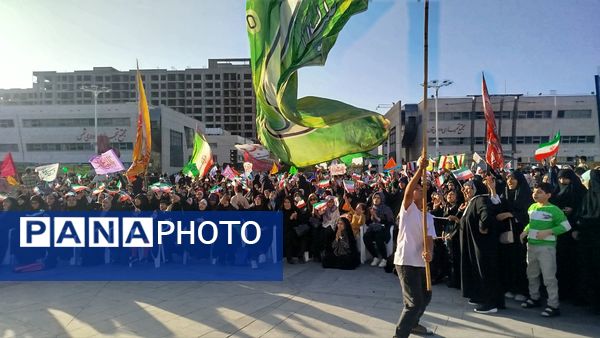 جشن مردمی عید بیعت به مناسبت آغاز امامت حضرت مهدی(عج) در مشهد مقدس