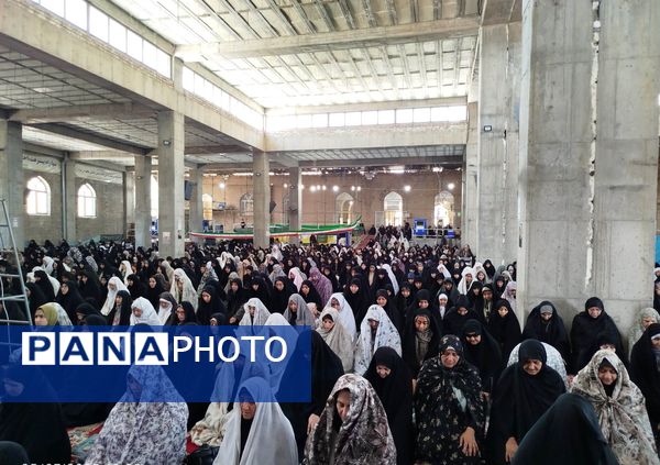 نماز جمعه در آخرین جمعه ماه محرم 