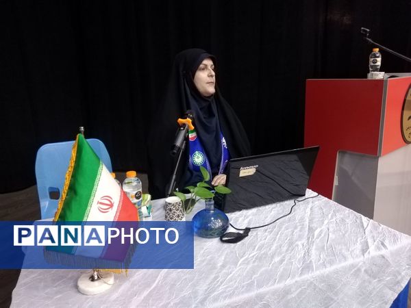  کارگاه توجیهی کیفیت بخشی معلمان پرورشی جدید الورود آموزش و پرورش ناحیه ٧ 
