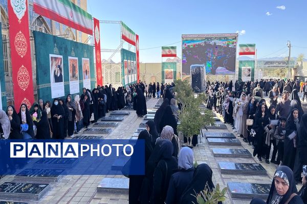 گلزار شهدای کرمان در ششمین سالگرد شهادت سردار دلها، حاج قاسم سلیمانی