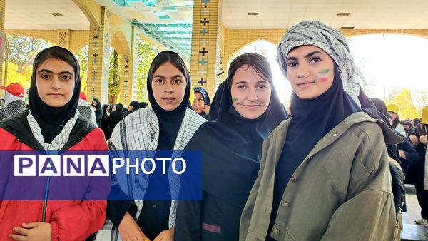 ۱۳ آبان از قاب مردم!