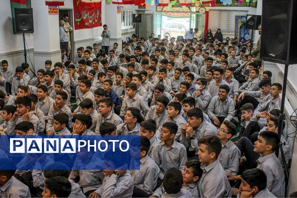 جشن میلاد امام حسن عسکری(ع) در دبیرستان تهرانی باقرشهر 