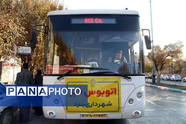 بازدید اصحاب رسانه از پروژه‌های شهرداری یزد در قالب «اتوبوس خبر»