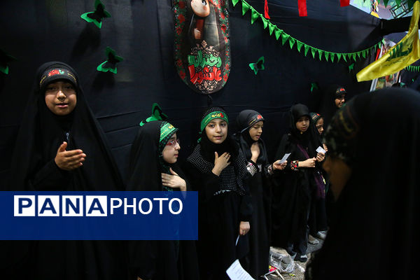عزاداری کودکان هیات «زیر گنبد طلا» برای دختر سه ساله امام حسین(ع)