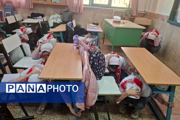 مانور زلزله و ایمنی در مدارس فیروزکوه