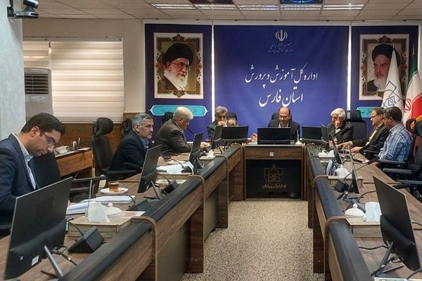 لزوم استفاده از ظرفیت مشارکت‌های مردمی ودستگاه‌ها و سازمان ها برای تحقق نهضت مدرسه سازی در سراسر استان فارس