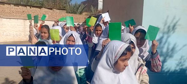 انتخابات شورای دانش‌آموزی در دبستان شهید عامل هوشمند زارچ 