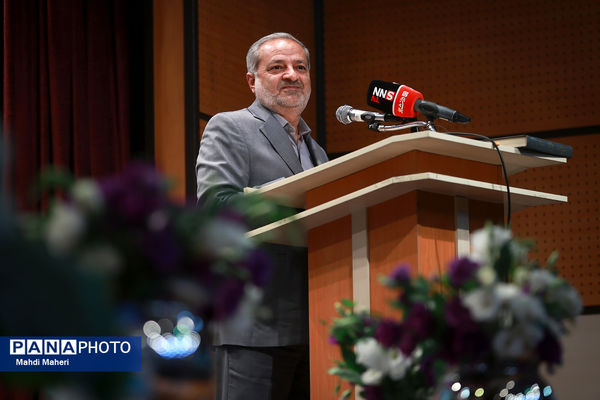 آیین استقبال از نو دانشجو معلمان دانشگاه تربیت دبیر شهید رجایی
