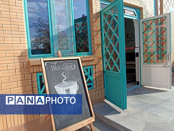 افتتاحیه کافه کتاب و سالن مطالعه در دبیرستان وکیلی۹