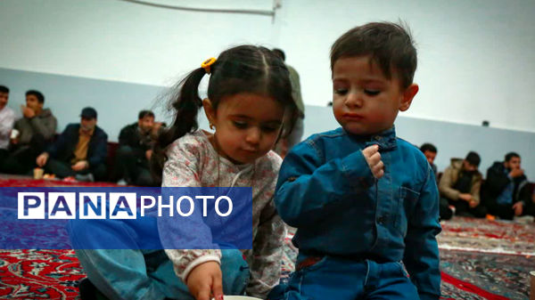 جشن خانوادگی یلدا در مسجد المنتظر