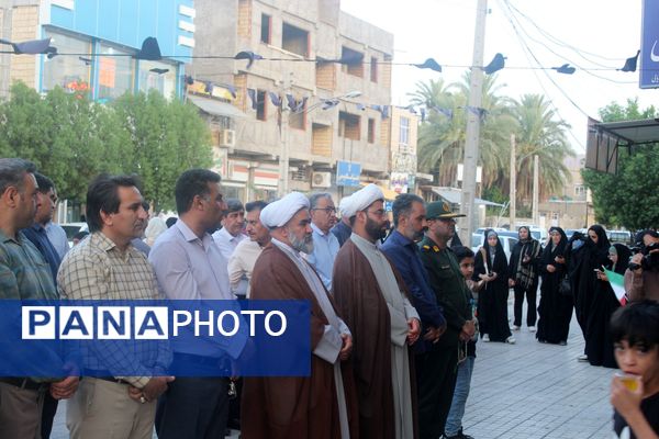 جشن مردم حاجی‌‌آباد برای پیروزی در مقابل رژیم صهیونسیت و آمریکای جنایتکار