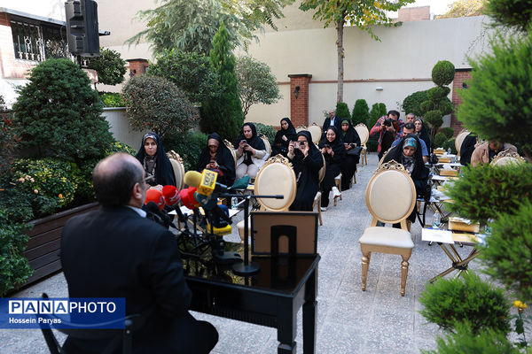 نشست خبری همایش ملی دانش‌آموزی شصت‌وسومین سال جایزه البرز، نوبل ایرانی(آیین جایزه البرز ۱۴۰۴)