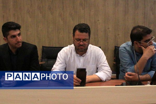 تکریم خدمت، استقبال از آینده