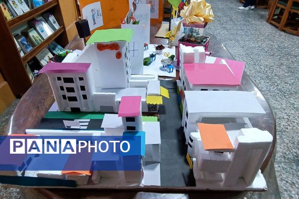 هفته پژوهش فرصتی برای شکوفایی استعدادهای علمی دانش‌آموزان مدرسه شهید باهنر