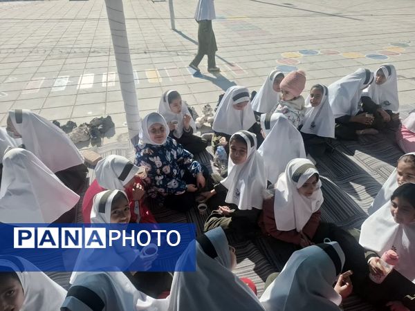 ایستگاه خیاطی صلواتی در مدرسه زینب(س) شهرستان مروست