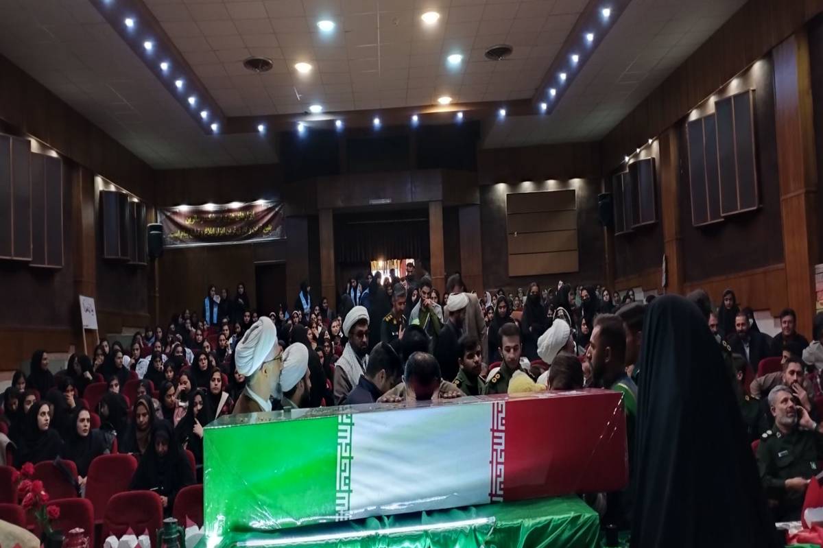  استقبال اردل از شهید گمنام همزمان با یادواره شهدای روحانیت