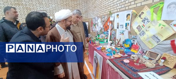 مراسم آیین نواختن زنگ انقلاب در مدارس استان زنجان