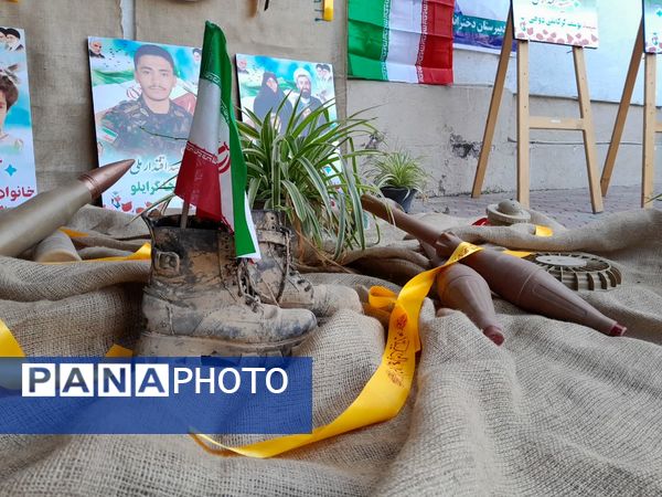 یادواره شهید دانش‌آموز قدرت الله قربانی نصر آبادی در مدرسه واثقی