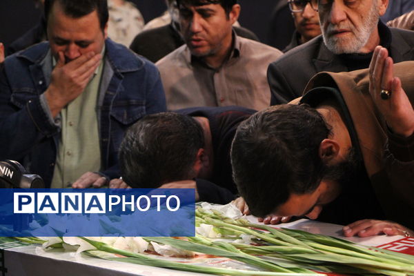 استقبال از شهدای گمنام در امامزاده سیدجعفر محمد یزد