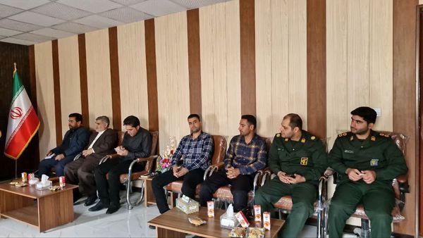 تجلیل سپاه پاسداران از خبرنگاران شهرستان پلدختر 