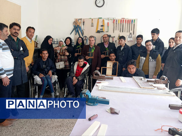 افتتاح کارگاه آشپزی و اتاق گفتگوی انجمن اولیا و مربیان در آموزشگاه ولایت