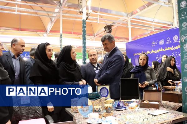 دوازدهمین نمایشگاه دستاوردهای پژوهش، فناوری و فن‌بازار در یزد آغاز به کار کرد