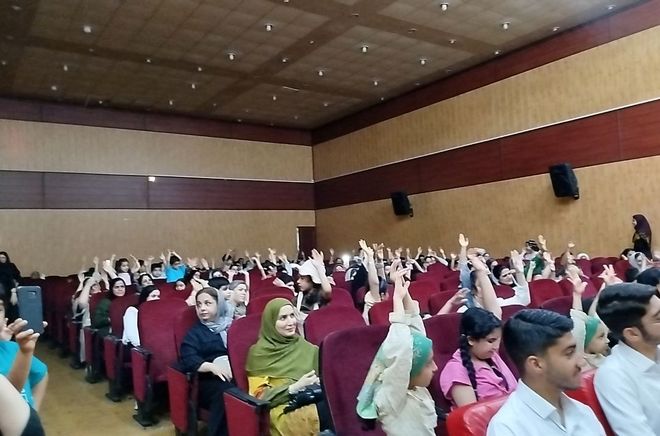جشن اختتامیه کلاس‌های اوقات فراغت کانون شهیدان احمدزاده