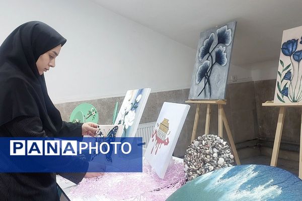 همدلی دانش‌آموزان، اولیاء و معلمان در جشن خلاقیت هنرستان کارآفرینان بهارستان دو