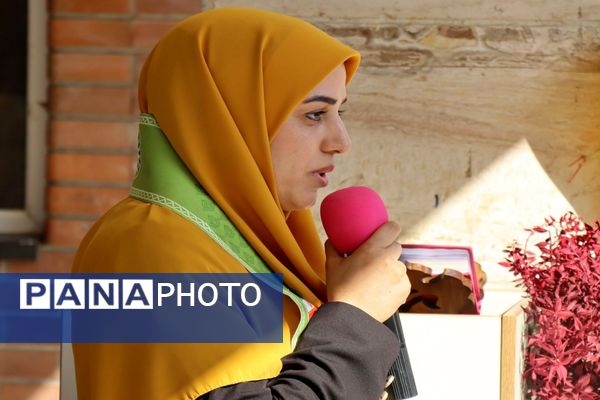 ویژه برنامه ماجراجویی در سرزمین علم در مدارس شهرستان پاکدشت 