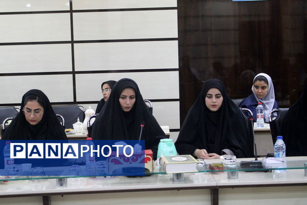 تجلیل از معلمان جوان برتر استان بوشهر  