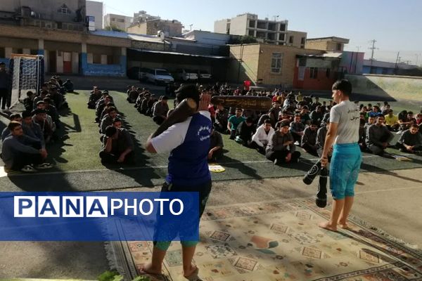 المپیاد ورزشی درون مدرسه‌ای، نمایش منش پهلوانی 
