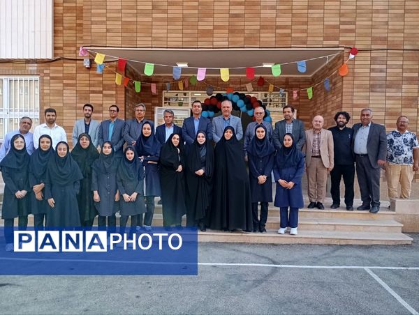 مدرسه متوسطه در مسیر ماندگار شهرک سیمرغ خورزوق به بهره برداری رسید