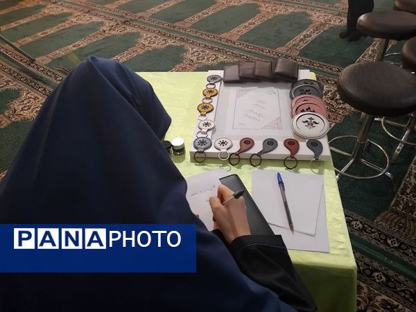 جشنواره هنری «ماها» در دبیرستان معراج ناحیه یک کرج 