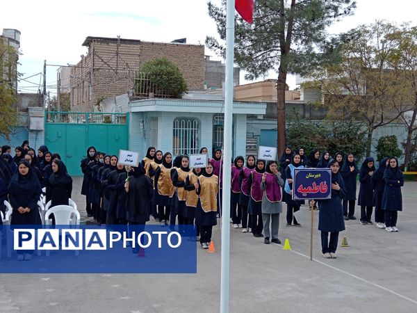المپیاد‌ ورزشی درون مدرسه ای در دبیرستان فاطمیه