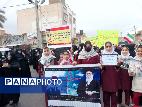 راهپیمایی 9 دی در بهبهان؛ فرهنگیان و دانش‌آموزان با آرمان‌های انقلاب تجدید بیعت کردند