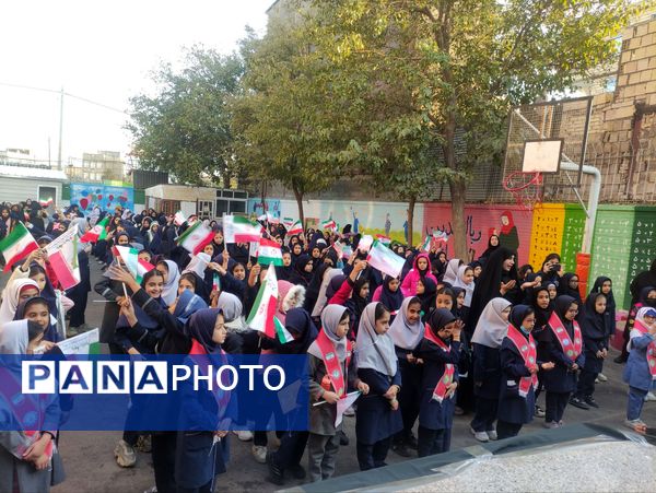 ۱۳ آبان روز دانش آموز و شهادت حضرت فاطمه زهرا در مدرسه مهندس رحمانی فرد ناحیه ۱ مشهد مقدس