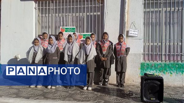 دانش‌آموزان شهید نجفی فدافن هم‌صدا با انقلاب در مراسم سیزده آبان