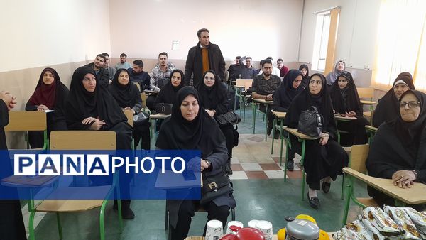 برگزاری دوره‌های توانمند‌سازی ویژه دبیران متوسطه اول 
