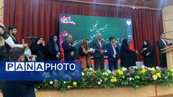 تجلیل از دانش‌آموزان برتر عشایری و کنکور سراسری در گنبد