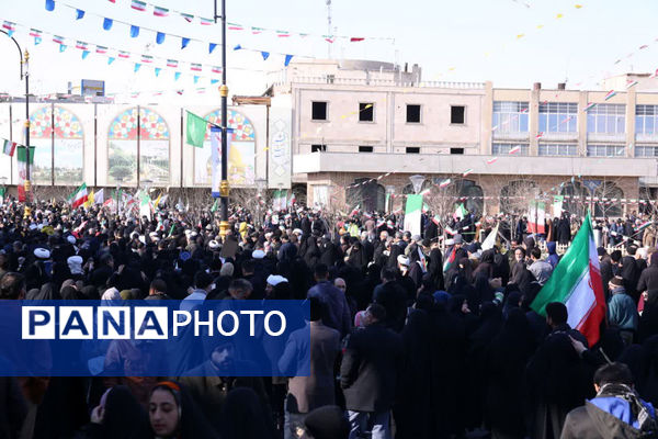 حس و حال نوجوانان در جشن چهل و ششمین سالگرد پیروزی انقلاب اسلامی 