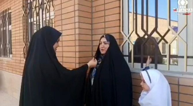 جشن شکوفه‌ها در مدرسه حضرت رقیه روستای صرم قم 