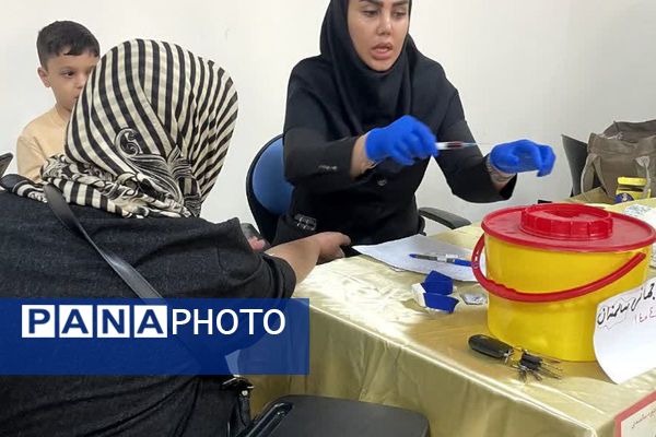 برگزاری پویش سلامت در فرهنگسرای بهشت؛ هدیه‌ای برای سالمندان