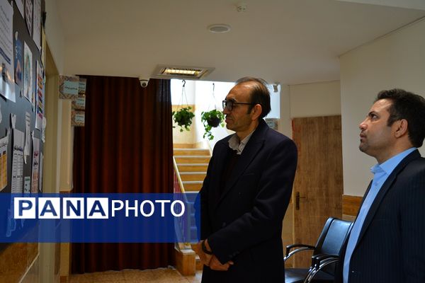 برای اولین‌بار؛ برگزاری کافه ۵۷ در دبیرستان‌ نمونه دولتی ولایت بهارستان‌دو