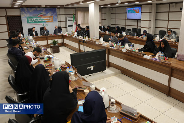 اولین نشست کارگروه تدوین سند دوازدهمین دوره مجلس دانش‌آموزی
