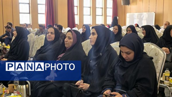  مراسم کلنگ‌زنی همزمان دو پروژه آموزشی در ناحیه چهار اصفهان