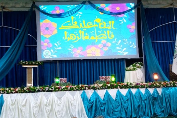 جشن روز مادر در آرامگاه سید حمزه کاشمر