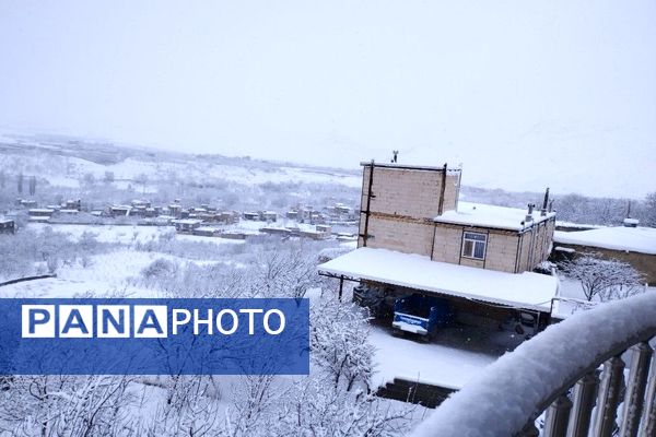 بارش باران و برف در شهر زیبای بار و شادی مردم از نزول رحمت الهی