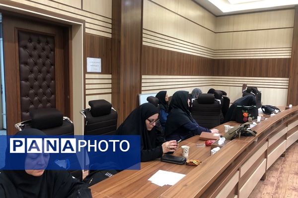 دوره تربیت مربی در حوزه عفاف و حجاب در ناحیه 2 شهرری 